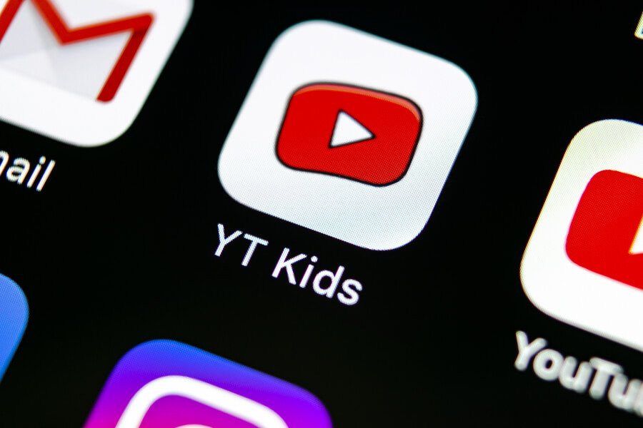 L'accesso ai social network rappresenta una seria minaccia per la sicurezza dei bambini