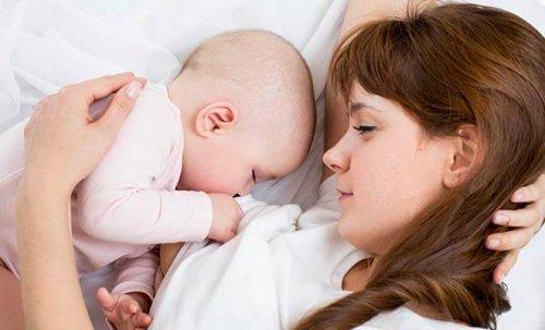 È difficile conciliare sessualità e allattamento materno, soprattutto nei primi tempi in cui l'organismo subisce forti sbalzi d'umore. 