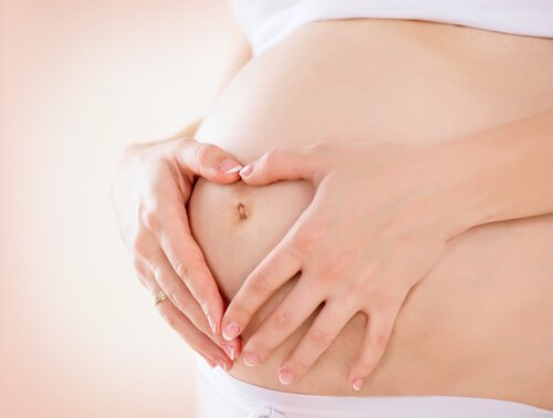 L'ombelico durante la gravidanza subisce alcuni cambiamenti del tutto normali