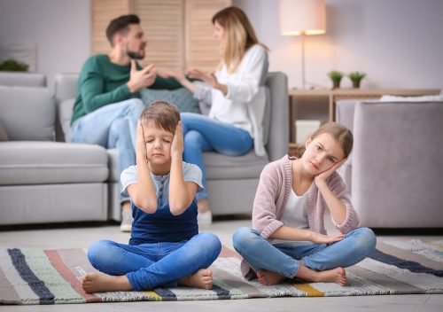 In che modo influisce l'infedeltà di coppia sui figli?