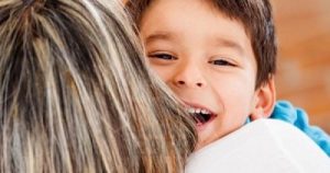 Insegnate a vostro figlio il valore dell'empatia