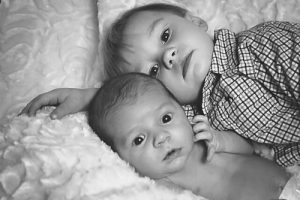 Come annunciare l'arrivo di un nuovo bebè ai vostri figli