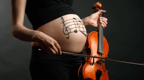 Ascoltare musica durante la gravidanza
