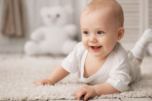 Le prime parole del bebè fanno riferimento a oggetti che si trovano intorno a loro