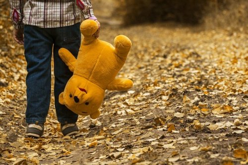 È importante aiutare un figlio affetto da DDAI a sviluppare le capacità necessarie a controllare i propri impulsi e la propria iperattività