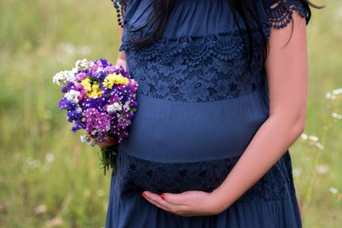 4 modi per sentirvi belle e sexy durante la gravidanza