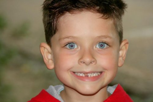 Come lavarsi i denti da latte