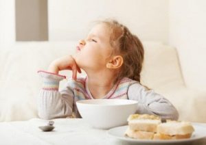 5 consigli utili per far mangiare i bambini