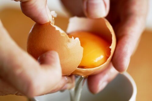 Aprire un uovo