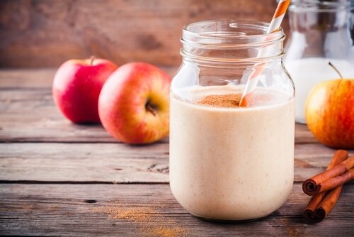 La mela è uno degli alimenti che favoriscono la concentrazione durante lo studio