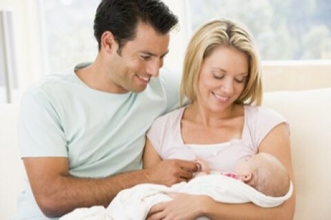 Neogenitori con il loro bambino