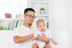 Reflusso gastroesofageo nei neonati: che cos'è?