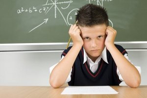 Che fare se vostro figlio non vuole andare a scuola?