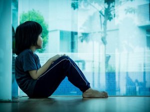 Il lutto persistente nei bambini: cos'è e come affrontarlo