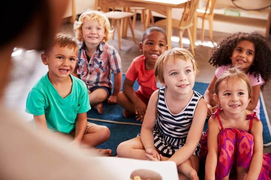 Spiegare esperimenti per bambini