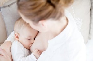 Svezzamento notturno: insegnare al bambino a dormire di notte