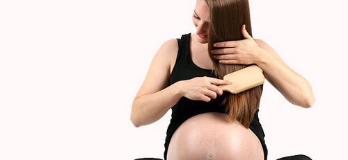 Tingersi i capelli in gravidanza: fa male?