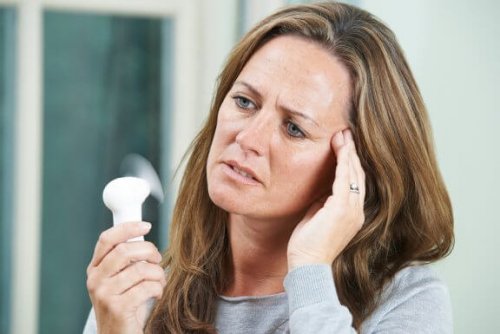 5 malattie che possono comparire con la menopausa