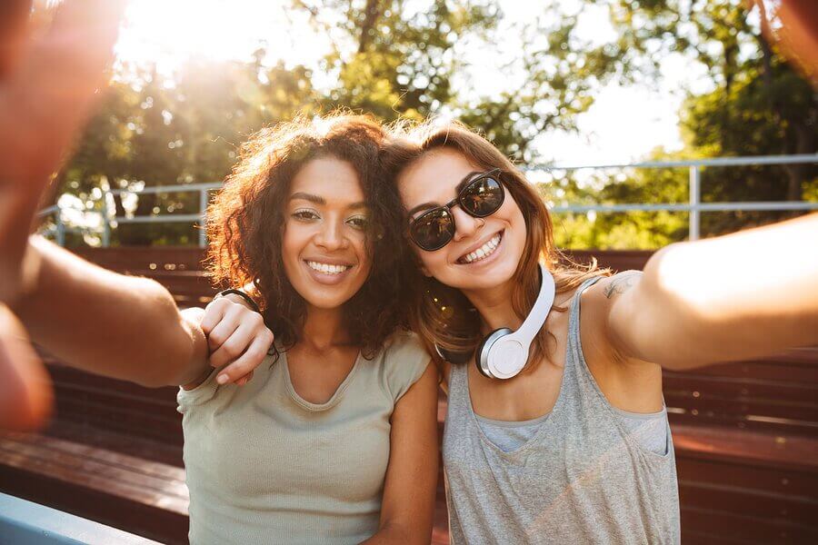 Adolescenti e relazioni sane