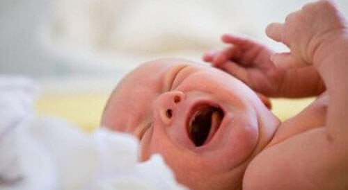 Il neonato non smette di piangere? Ecco cosa fare