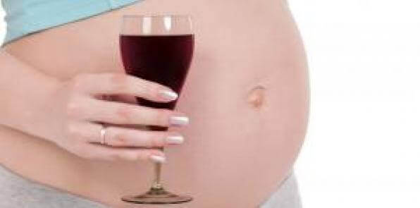 I rischi del consumo di alcool durante la gravidanza e l'allattamento