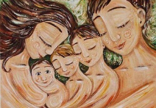 Genitori con in braccio i figli