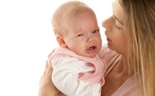 Ecco che fare se il neonato non smette di piangere