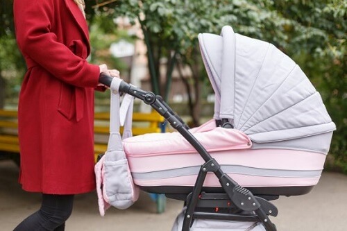Uscire con il bebè: cosa dovete portare con voi?