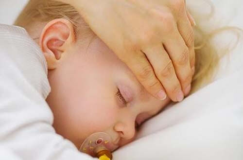 3 modi per misurare la febbre al bambino