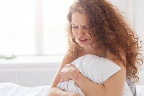 Perché piangiamo quando abbiamo le mestruazioni?
