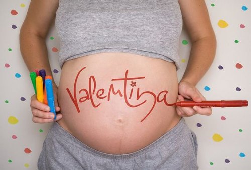 Nome scritto sul pancione