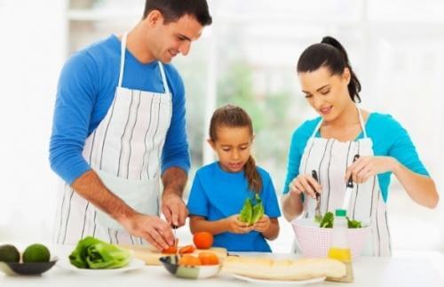 mangiare tutti insieme