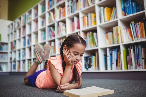 In che modo il contesto influenza l'istruzione dei bambini?