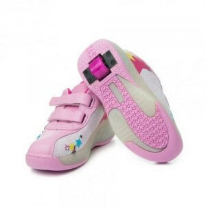 Scarpe con le ruote per i bambini, sì o no?