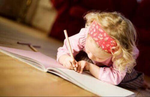 come motivare i bambini a scrivere