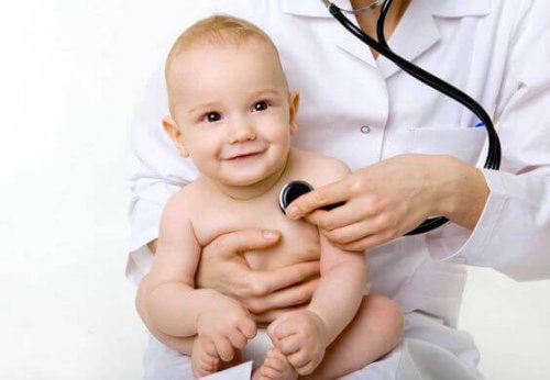 Controlli medici nel primo anno del vostro bebè