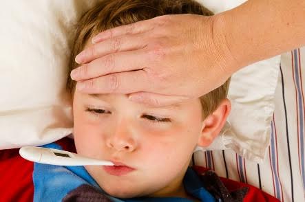 Come agire nel caso delle convulsioni febbrili