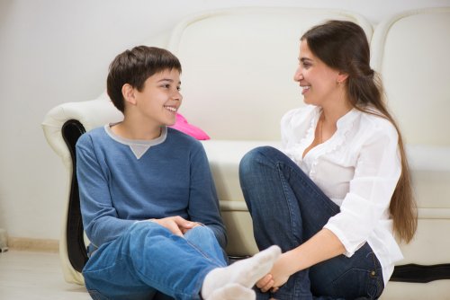 conversazione tra madre e figlio