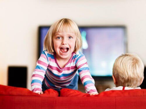 bambina con disturbo dell'attenzione