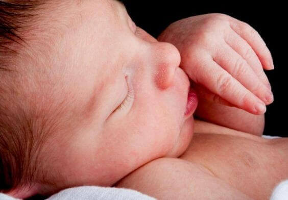 il basso peso alla nascita è associato ai parti prematuri