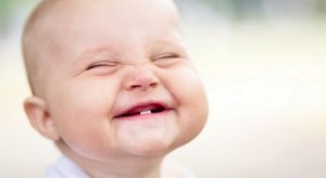 Perché insegnare ai figli a lavarsi i denti da latte