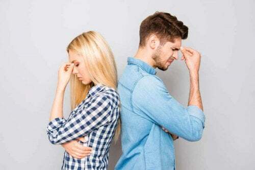 Due giovani vivono una crisi di coppia