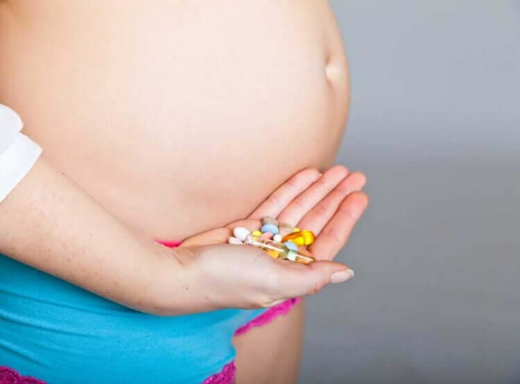 oltre a calcio, ferro e zinco, in gravidanza è bene assumere anche dell'acido folico