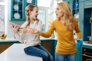 I genitori possono controllare i social network dei figli?