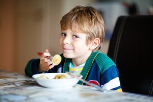 Come scegliere una merenda sana per vostro figlio