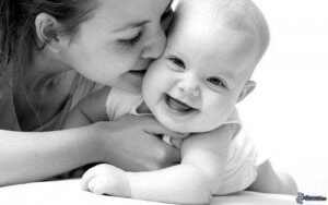 Dimostrare affetto ai figli è fondamentale: ecco perché