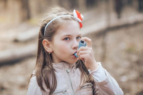 l'asma nei bambini viene generalmente trattato con farmaci assunti per via inalatoria
