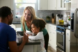 La comunicazione in famiglia è importante: ecco come si crea
