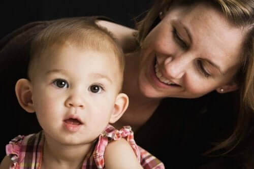 Parlare a vostro figlio fa risvegliare il suo cervello