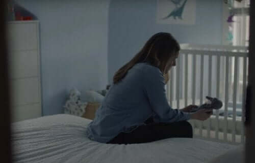 Bambini malati, mamme forti: lo spot che va dritto al cuore